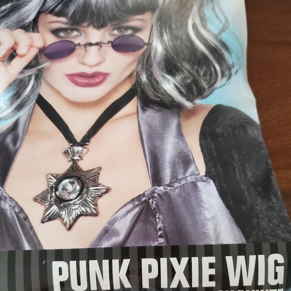 Punk wig - Picture 3 of 5